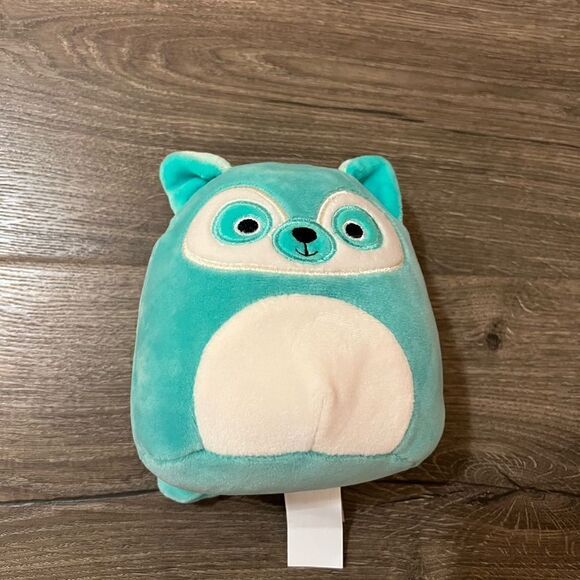 Kellytoy Squishmallow 5 Inch Plush - Pink Penguin and Lucia the Lemur Plush Toys - Picture 3 of 5